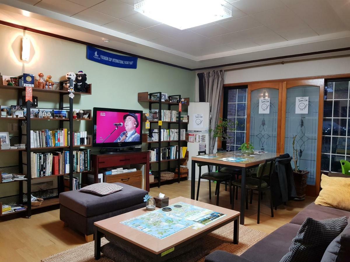 Tongyeong Episode Guesthouse Εξωτερικό φωτογραφία